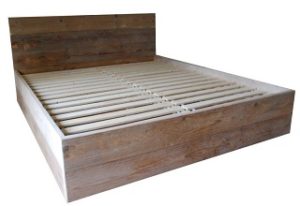 Bed steigerhout zelf maken.